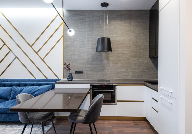 1. Heshi Design