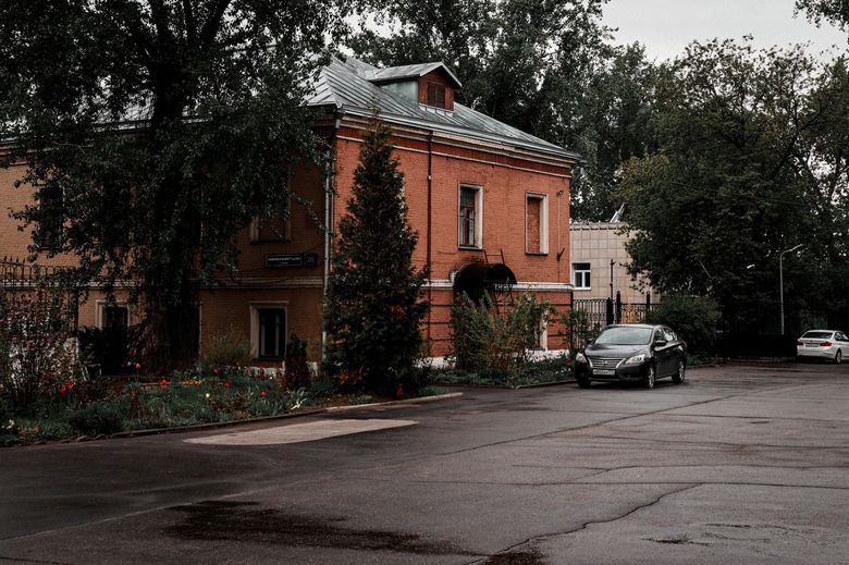 Нужно ли получать разрешение на строительство гостевого дома?