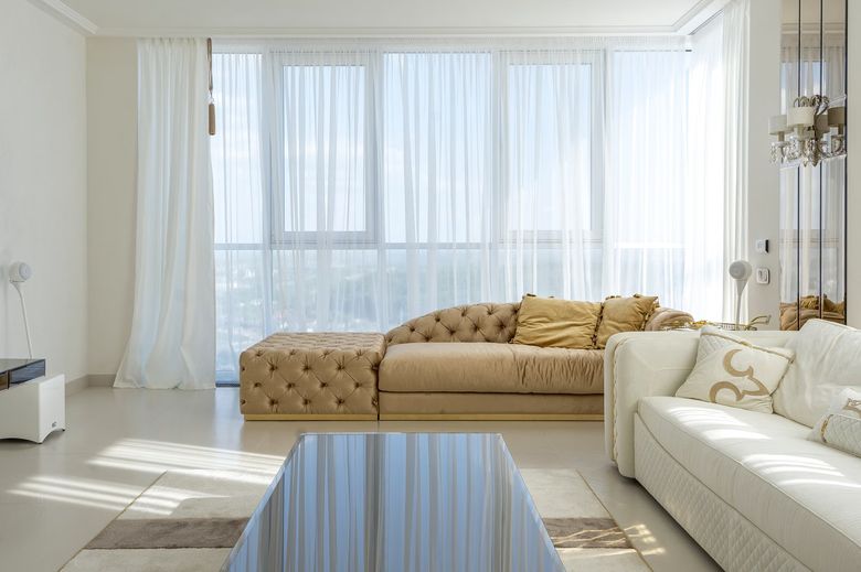 Сколько стоит дизайн-проект в светлой неоклассике для квартиры 60-80 м²?